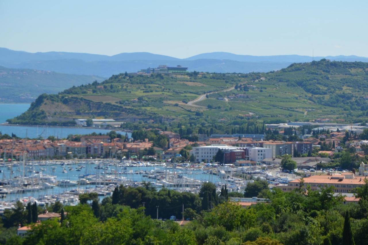Sea View Terrace Apartment Izola Bagian luar foto